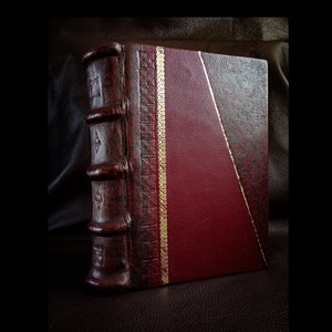 Leather Grimoire, dungeons & dragons, medieval tome, cosplay,handmade leatherbound book, blank book, RPG journal, notebook, book of shadows.