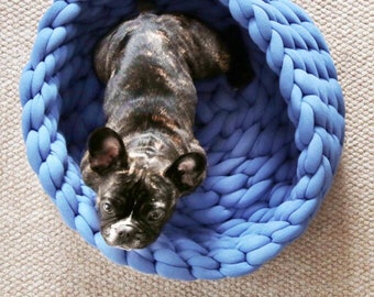 Pattern / Tutorial. Ohhio Dog Bed Step-by-Step Illustrated DIY Instructions + Video