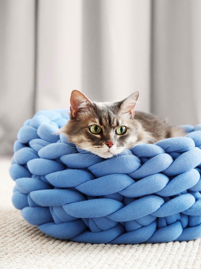 40 Cat Bed Crochet Patterns for Cozy Caves, Pods, and Pet Nests 35 Pattern / Tutorial. Ohhio Cat Bed Step-by-Step