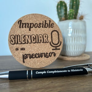 Set regalo pioniere spagnolo / Sottobicchiere in sughero inciso e penna