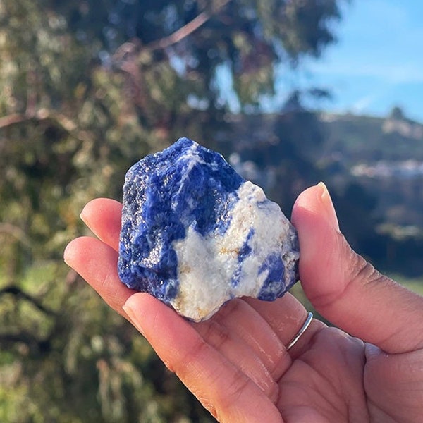 Raw Sodalite - Natural Blue Sodalite Crystal - Rough Sodalite Healing Crystal - Healing Crystals - Chakra Stone - Healing Stones