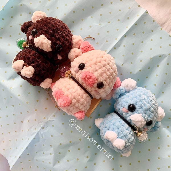 Crochet cow baby custom plushie / Amigurumi calf Chibi Minimalist / Original crochet animals Pet Kawaii Keyring Pocket mini stuffed cow