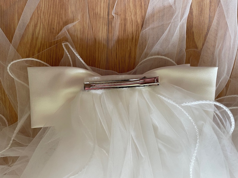 Cute Bow Wedding Veil Korean Wedding Veil Bridal Bow Veil White Veil Hair Bow Veil Shoulder Length Veil White Satin Bow Simple Bridal Veil zdjęcie 9