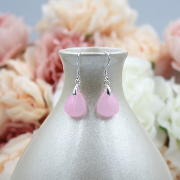 BOUCLES D'OREILLES Gouttes en verre poli, rose pâle, modèle Lara