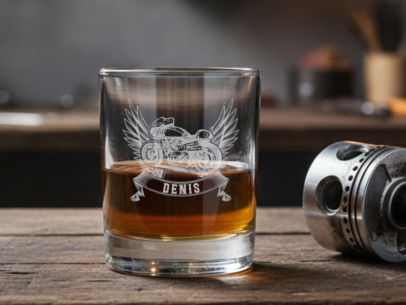 Whisky glass biker personalized with name - custom engraving motorcycle 4 - Cafe Racer