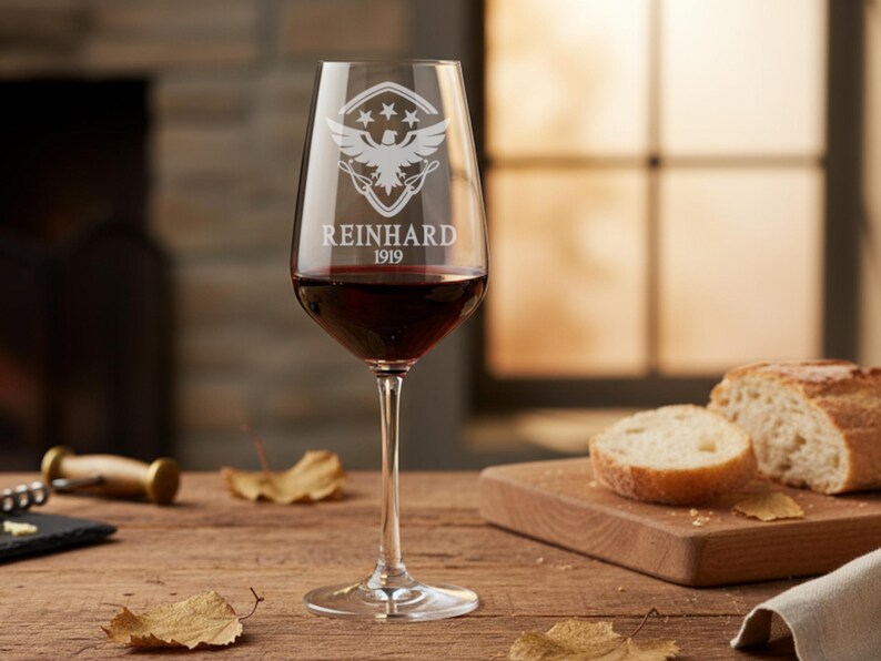 Red wine glass engraved with name and year of birth - personalized wine goblet made of crystal glass image 2