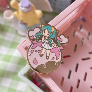 Vocaloid World is Mine Miku | 1.75 inch enamel pin