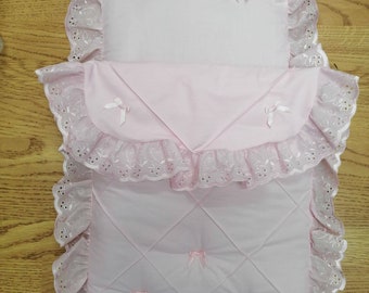 Dolls pram set quilt and pillow  3 colours  pink / white / blue 2 options you can have your  dolls name embroidere on your pram set  or not
