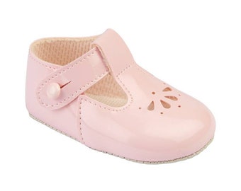 Girls / boys Baypod pre walker  soft sole pram shoes  7 colours and 4 sizes