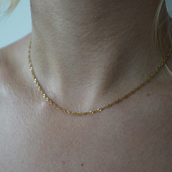 Filigrane Goldkette  •  wasserfester Sommerschmuck  •  Minimalistische Halskette • Filigrane Halskette aus Rostfreiem Strahl  • Feine Kette