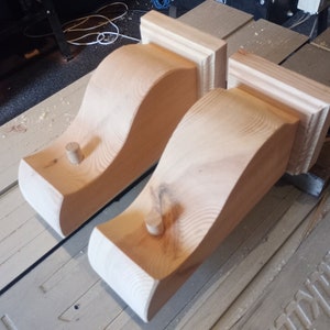 Solid pine corbels / shelf brackets
