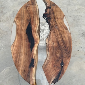 Custom Oval Clear Epoxy Resin Table/Unique Design Epoxy Coffee Table | Epoxy Resin Coffee Table /Round Dining Tables/Table for Cafe/Bar