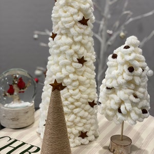 Gorgeous set of 3 neutral Christmas trees