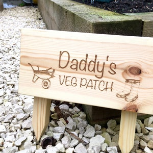 Daddy&#39;s Veg Patch Garden Sign -  Best Daddy - Personalised garden sign - Allotment Sign - Gardeners Gift - Mothers Day