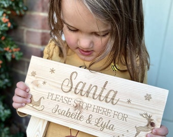 Personalised Wooden Santa Stop Here Sign - Father Christmas - Christmas decor - Garden Sign - Engraved - Traditional - Handmade gift