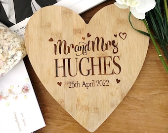 Personalised bamboo heart chopping board, 5th anniversary present, wedding gift, Mr & Mrs, valentines day