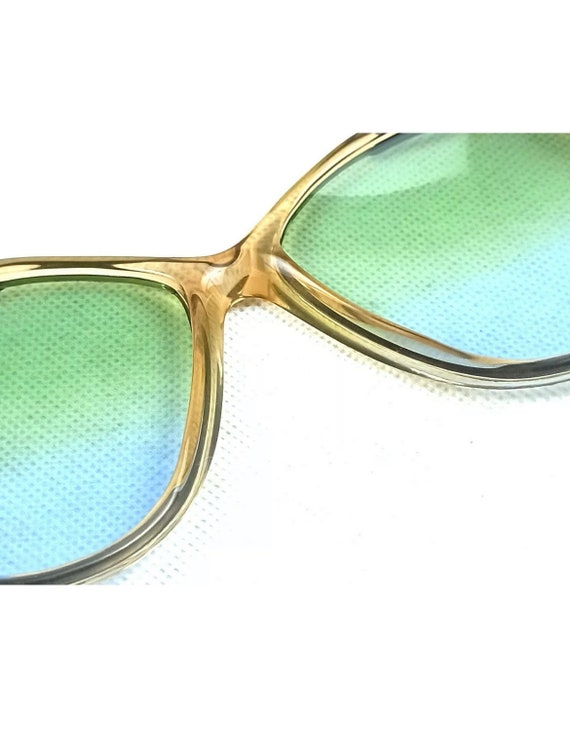 RARE Gucci vintage sunnies - image 4