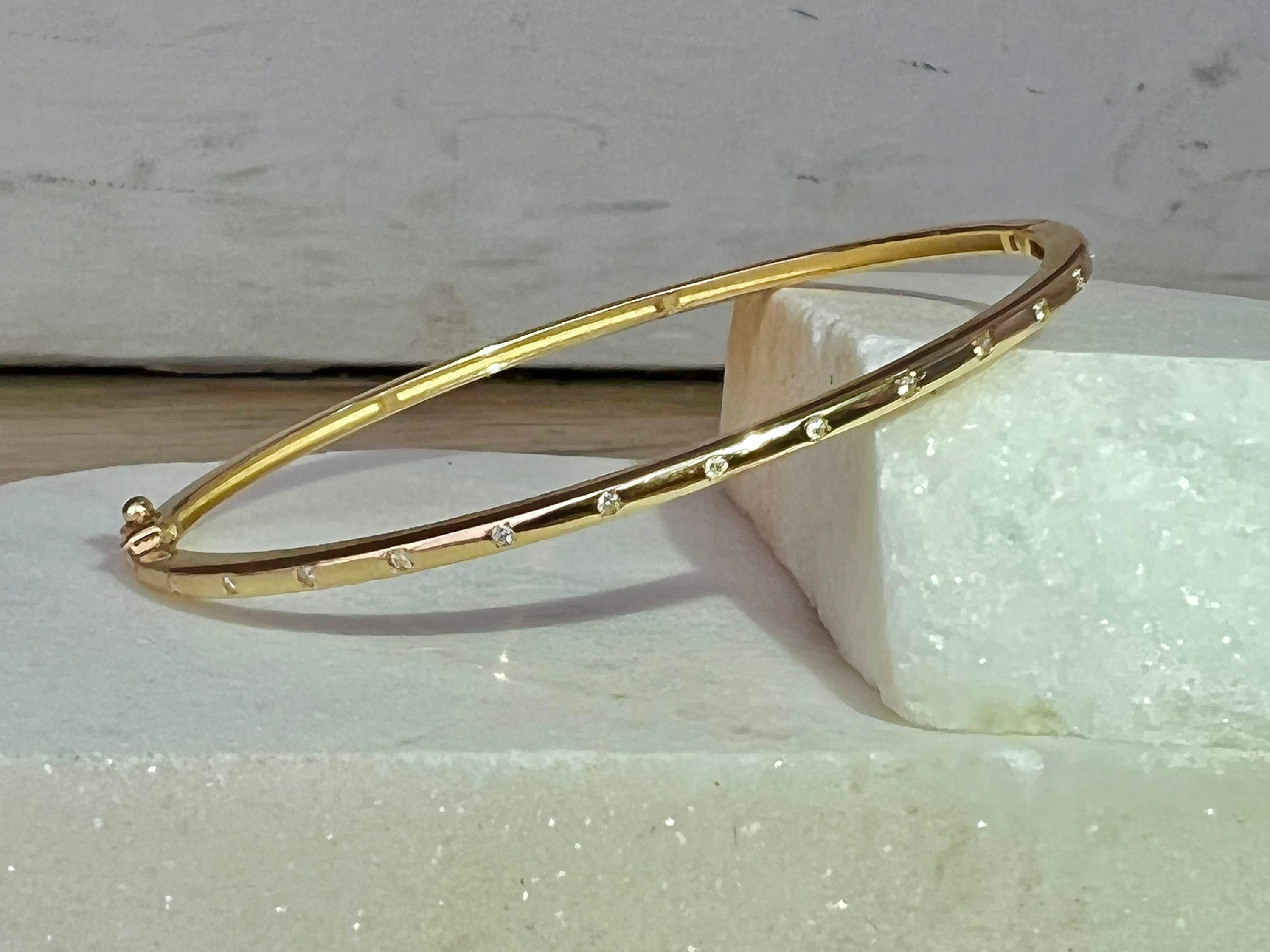Solid 14K Gold Diamond Bangle Bracelet / 0.10 CTW Natural - Etsy