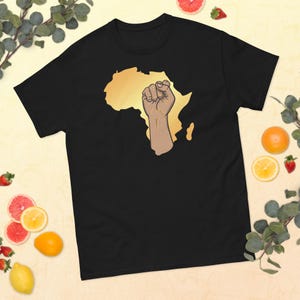 Camiseta clásica unisex afroamericana con el mapa de África, Mes de la Historia Negra, Juneteenth