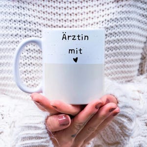 Mug for female doctors with heart | Thank you gift for female doctors | Background color selectable | Gift idea for female doctors, medical professionals