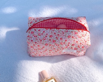 Makeup Bag - Quilted Cosmetics Bag - Red Floral - Toiletry Travel Bag