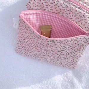 Makeup Pouch - Small Quilted Purse Bag - Pink Floral