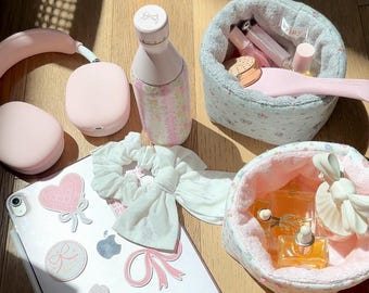 Grey Floral Teddy Make-Up Organizer - Makeup Bag - Machine Washable