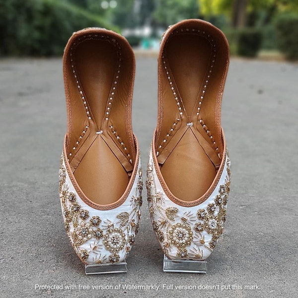 Handmade White Jutti: Elegant Leather Shoes, Bead Work Bridal Jutti for Ladies - Khussa for Women's Distinctive Style on Special Occasions..