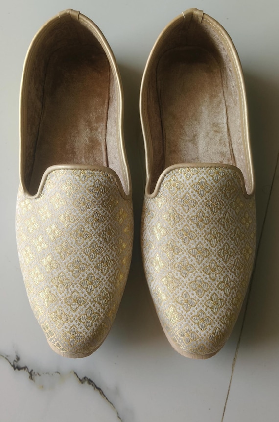 Ivory Gold Brocade Groom Loafers Handmade Ethnic Wedding Footwear, Festive Slip Ons Sherwani Kurta, Classic Indo Western Men Ceremony Shoes.