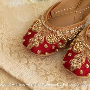 Red Embroidered Bridal Juttis: Beaded Indian Wedding Shoes
