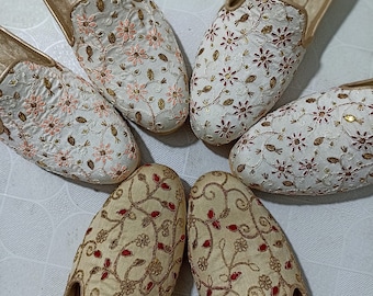 Handcrafted Embroidered Jutti for Men | Traditional Indian Mojari Shoes | Wedding & Ethnic Footwear | Floral Thread Work Slip-On Party Shoes
