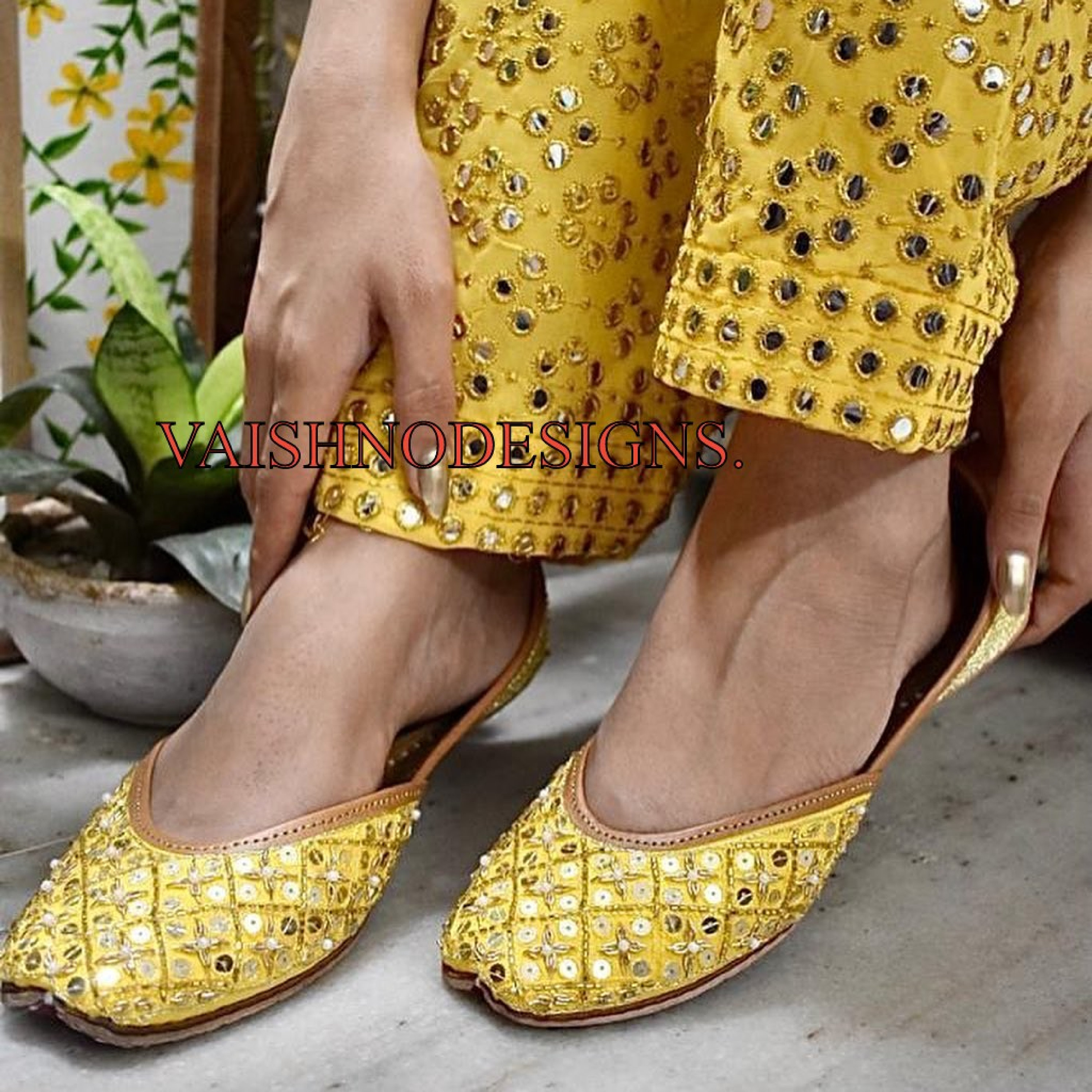 Yellow Wedding Shoes Women, Bronze Shoes, Beaded Khussa, Punjabi Jutti for Women, Indian Ethnic Shoes, Women Mojaries, Bridal jutti, Khussa.