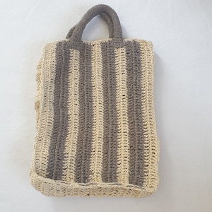 Handgemachte Papierseil Umhängetasche mit Streifen / Alle Gelegenheit Taschen / Papiergarn gewebt Häkeltasche