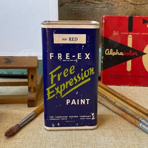 Vintage FRE-EX Red Powder Paint. Free Expression Paint No. 2030, Red. Tempera Paint. Poster Paint. 1960s.