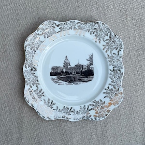 Edmonton Canada Collector Plate. Provincial Parliament Building And Grounds Edmonton, Canada. Souvenir Plate. Bone China, England.