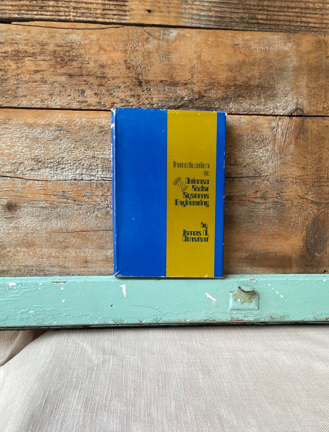 Introduction to Defense Radar Systems Engineering. James N. Etsy