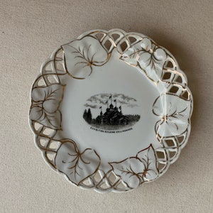 Melbourne, Australia Royal Exhibition Building Collingwood, Souvenir Plate, Vintage 1880-1900s.