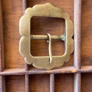 Brass Belt Buckle. Solid Brass. Flower Shape.  Scalloped Outer Edges. MCM. 1960s.