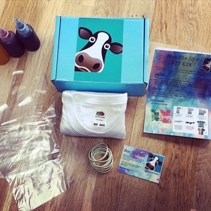 Arts&Crafts Complete Tie Dye DIY Kit with T-shirt