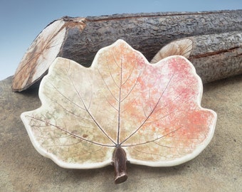 Sycamore leaf, decorative bowl, ceramic dish, trinket dish, ring dish, jewellery stand, spoon rest, gift for teacher, gift for bestie