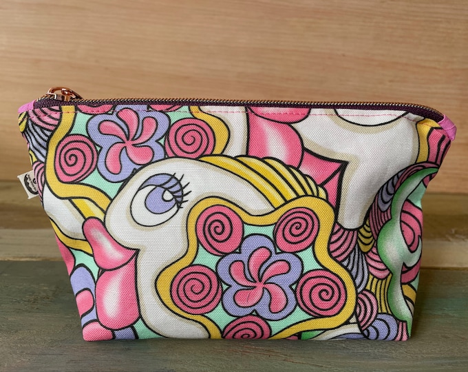 Zipper Pouch