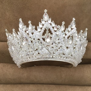 Swarowski tiaras for women, Zircon bridal crown for your magnificent weddings,silver crown,silver tiara, Crystal Crown, The Queen&#39;s crown