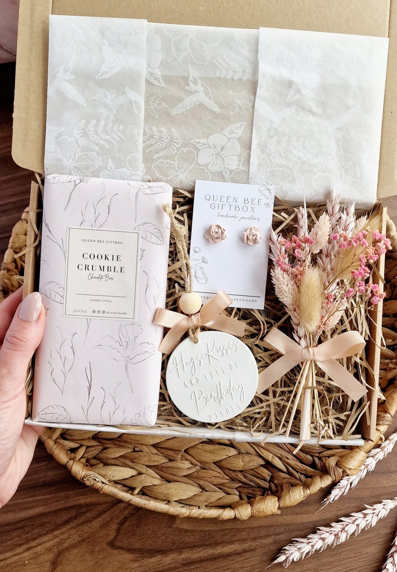 BIRTHDAY GIFTBOX for her Birthday hamper letterbox gifts birthday gift for her gift for mum birthdaygift for friend hug in a box Rose