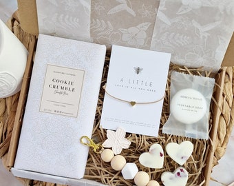 Pamper Gift Box for Her | Handmade Keychain, Bracelet & Wax Melts
