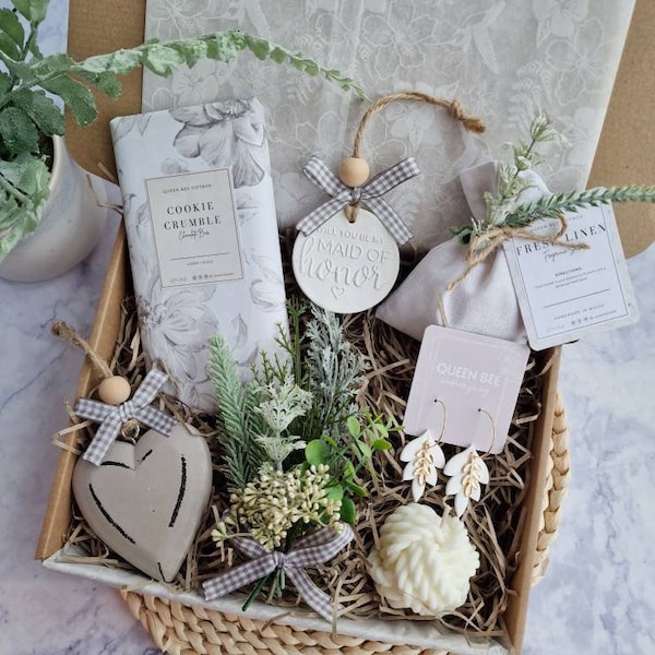Bridesmaid Gift Box | Soy Candle, Earrings & Floral Sachet