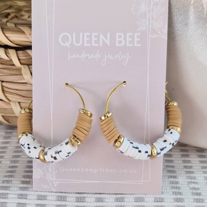 Orecchini in argilla polimerica fatti a mano con cerchi da 30 mm placcati in oro 18k/Diversi colori disponibili/Gioielli leggeri