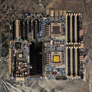 Vintage HP Dual Xeon 1366 Motherboard: Retro Workstation Server