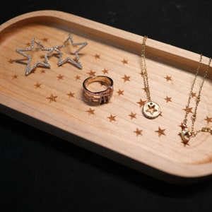 Handmade Walnut Ring Dish: Engraved Star Wood Jewelry Tray