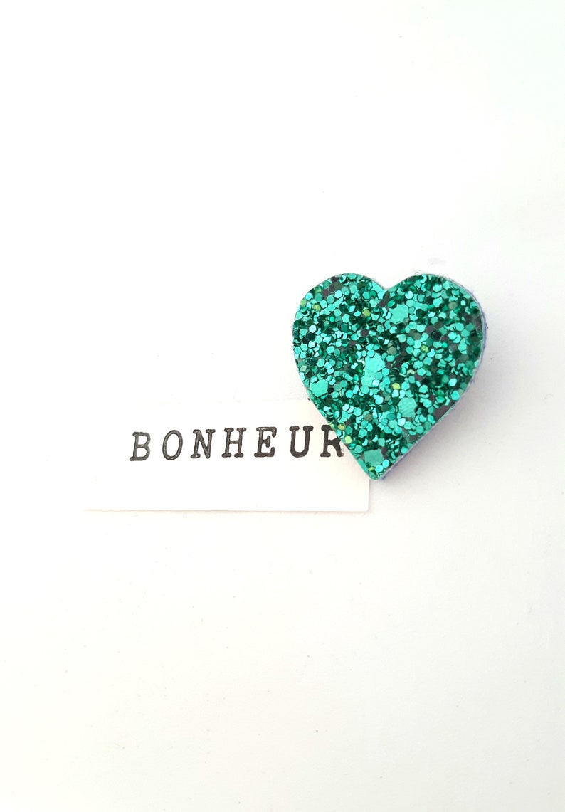 Petite broche cœur paillettes vert image 4