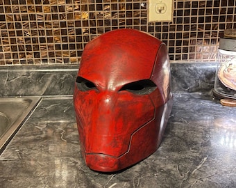 3d printing services (Cosplay, props, etc).
